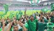 亚洲球队打的真好啊！沙特1-0领先乌拉圭，看台球迷激情庆祝