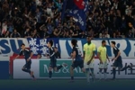 难道说？去年10月日本曾上演让二追三，打破队史对巴西不胜纪录